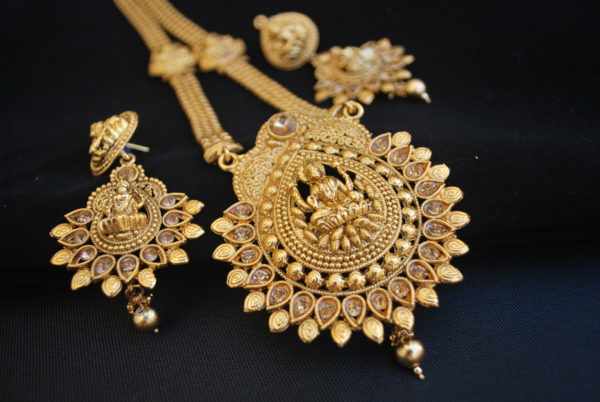 Imitation temple jewellery goddes laxmi long necklace set