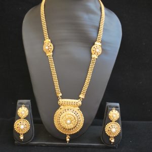 Imitation reeti fashions – gold round flower Long necklace set with white kundan
