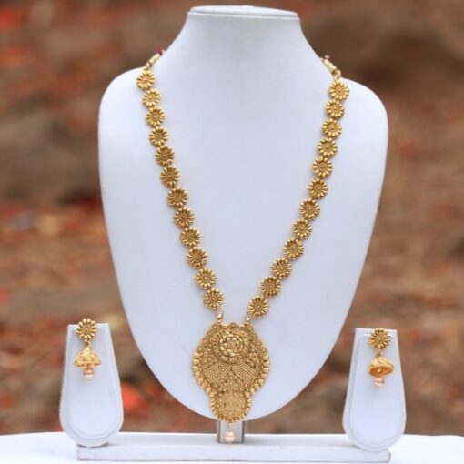 Elegant Gold tone Long necklace set