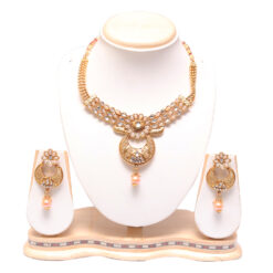 Elegant golden choker necklace set